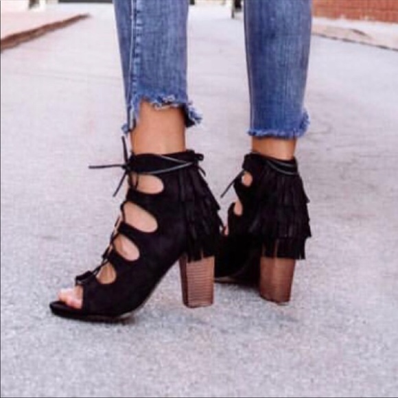 LADIES BLACK PEEP TOE LACE UP FRINGE BOOTIES - Picture 3 of 7